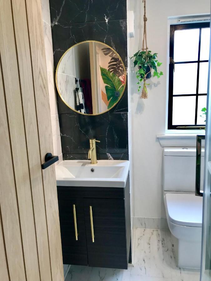 The Morningside Apartment Charming Stylish Apartment In The Centre Of イナーリーセン エクステリア 写真